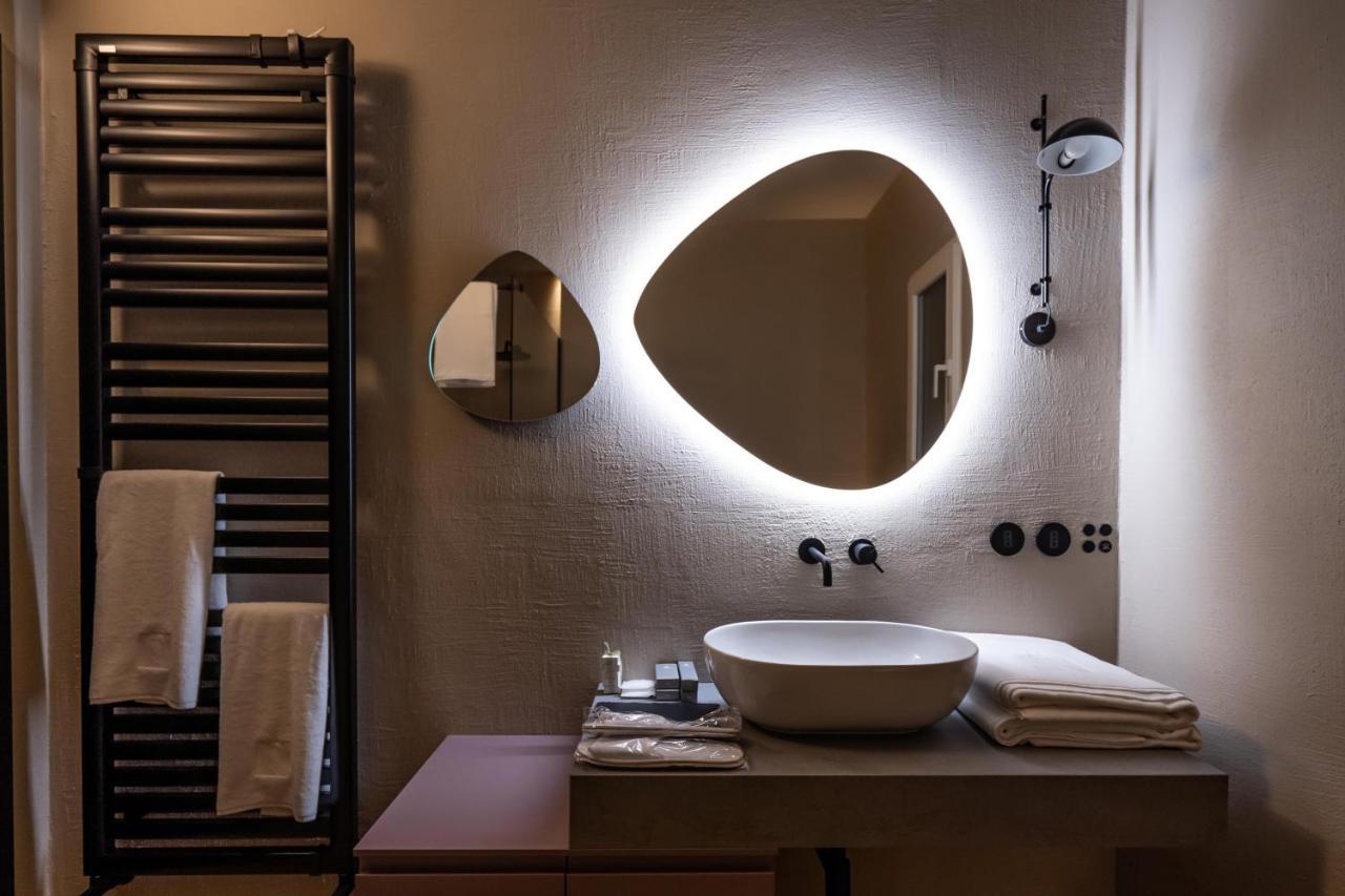 Locanda Moderna Carlambroeus Montevecchia Екстериор снимка